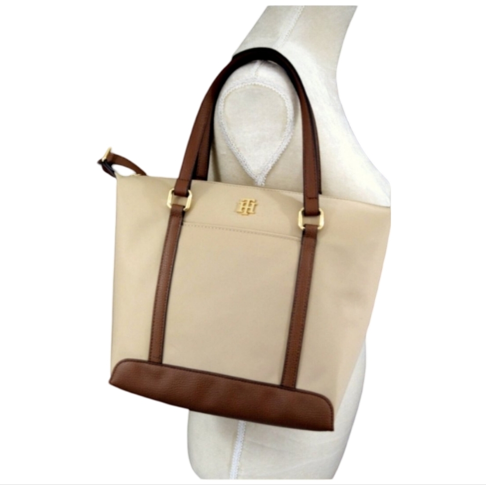 Tommy Hilfiger Purse Tote Shoulder Bag NWT